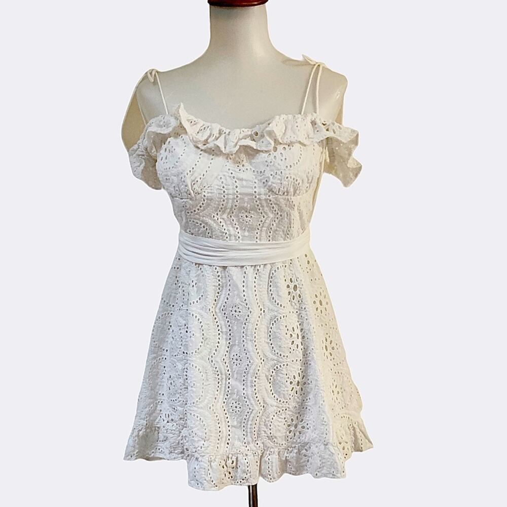 Lovers & Friends Eyelet top